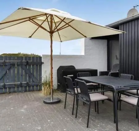בית נופש Architectural Summer House Gem By The North Sea